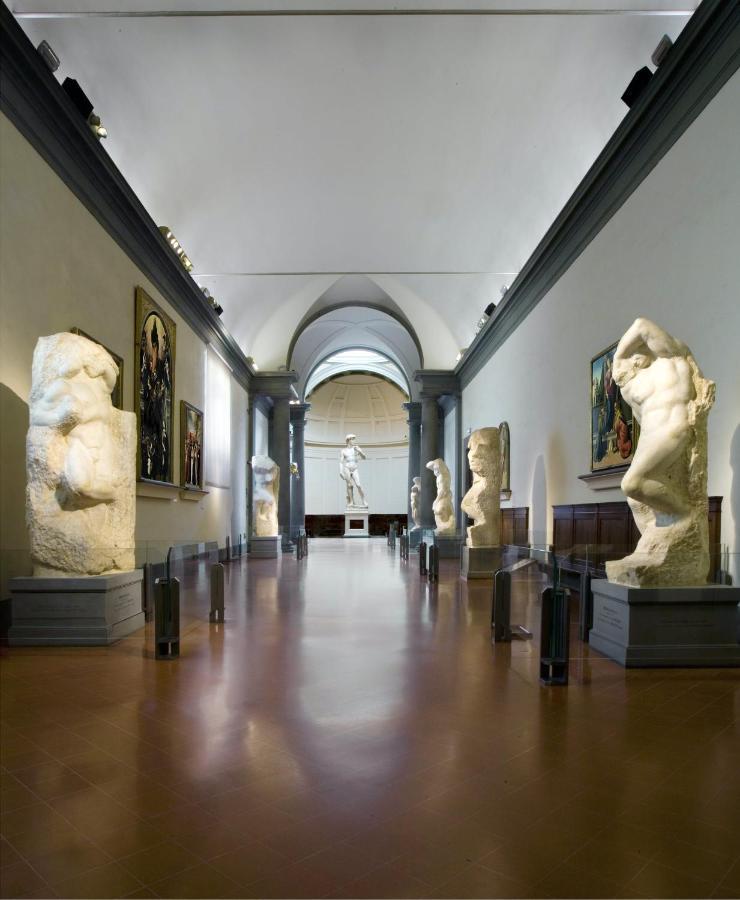 Historic Center Palace - Huge 4 Bedrooms Santa Croce Apartment - By Likehome佛罗伦萨 外观 照片