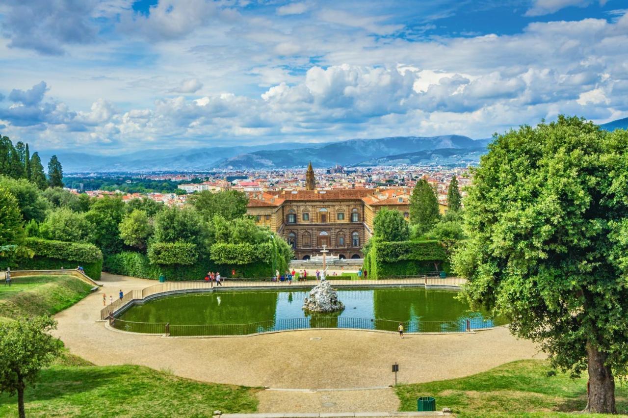 Historic Center Palace - Huge 4 Bedrooms Santa Croce Apartment - By Likehome佛罗伦萨 外观 照片