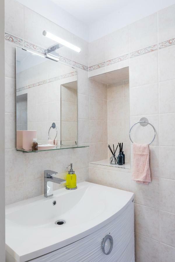 Historic Center Palace - Huge 4 Bedrooms Santa Croce Apartment - By Likehome佛罗伦萨 外观 照片