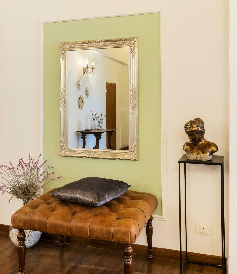 Historic Center Palace - Huge 4 Bedrooms Santa Croce Apartment - By Likehome佛罗伦萨 外观 照片