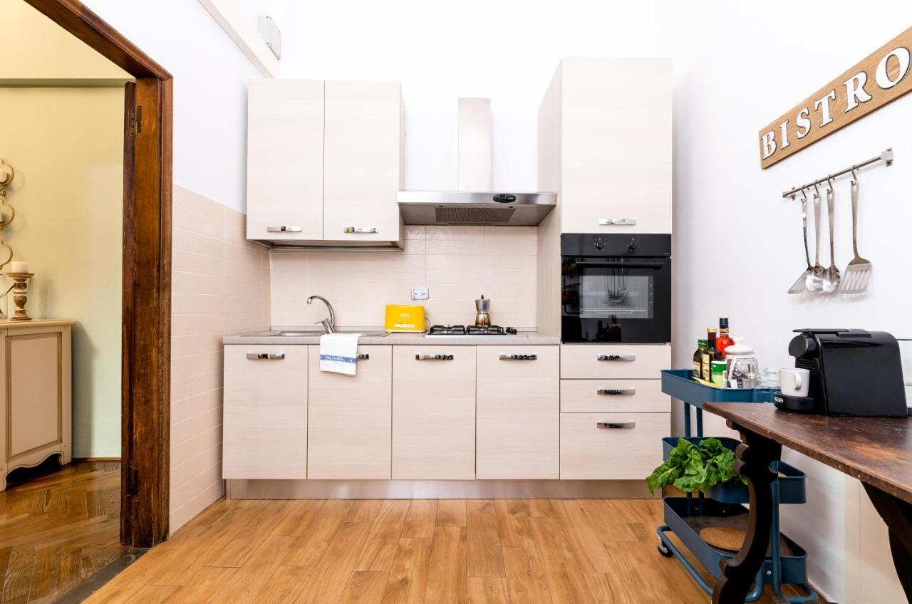Historic Center Palace - Huge 4 Bedrooms Santa Croce Apartment - By Likehome佛罗伦萨 外观 照片
